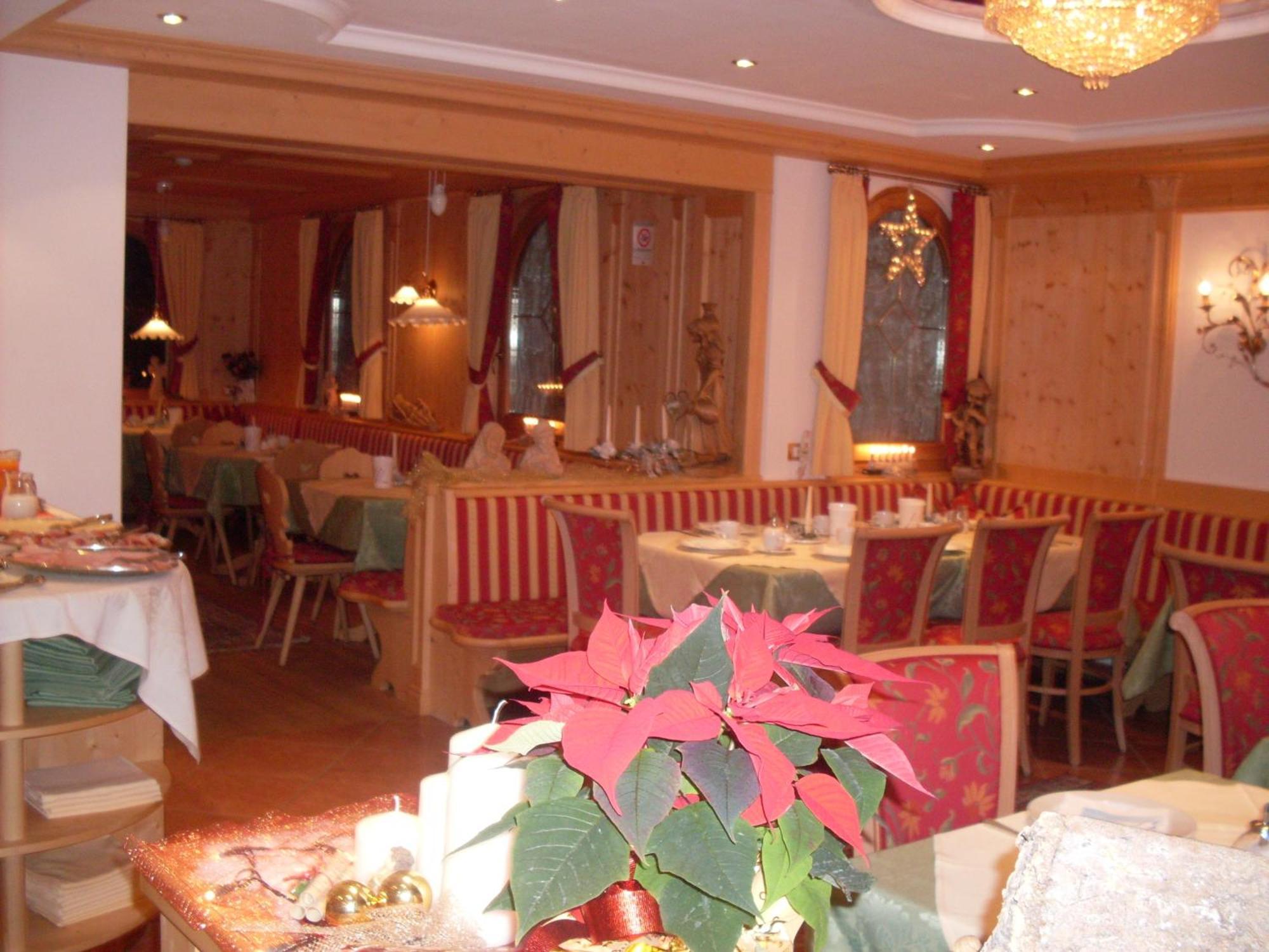 Garni Franca B&B 셀바디발가르디나 외부 사진